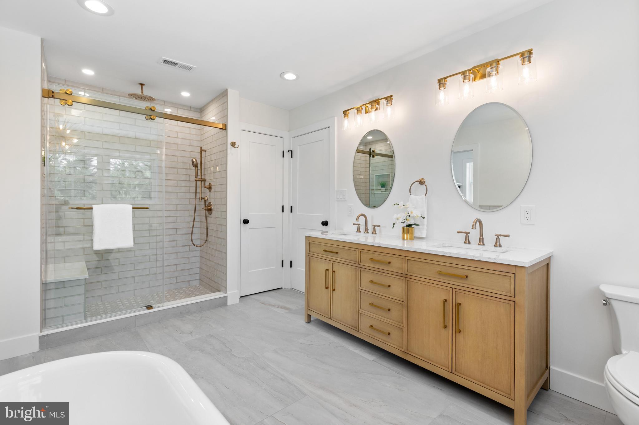 DOYLESTOWN BORO - Residential