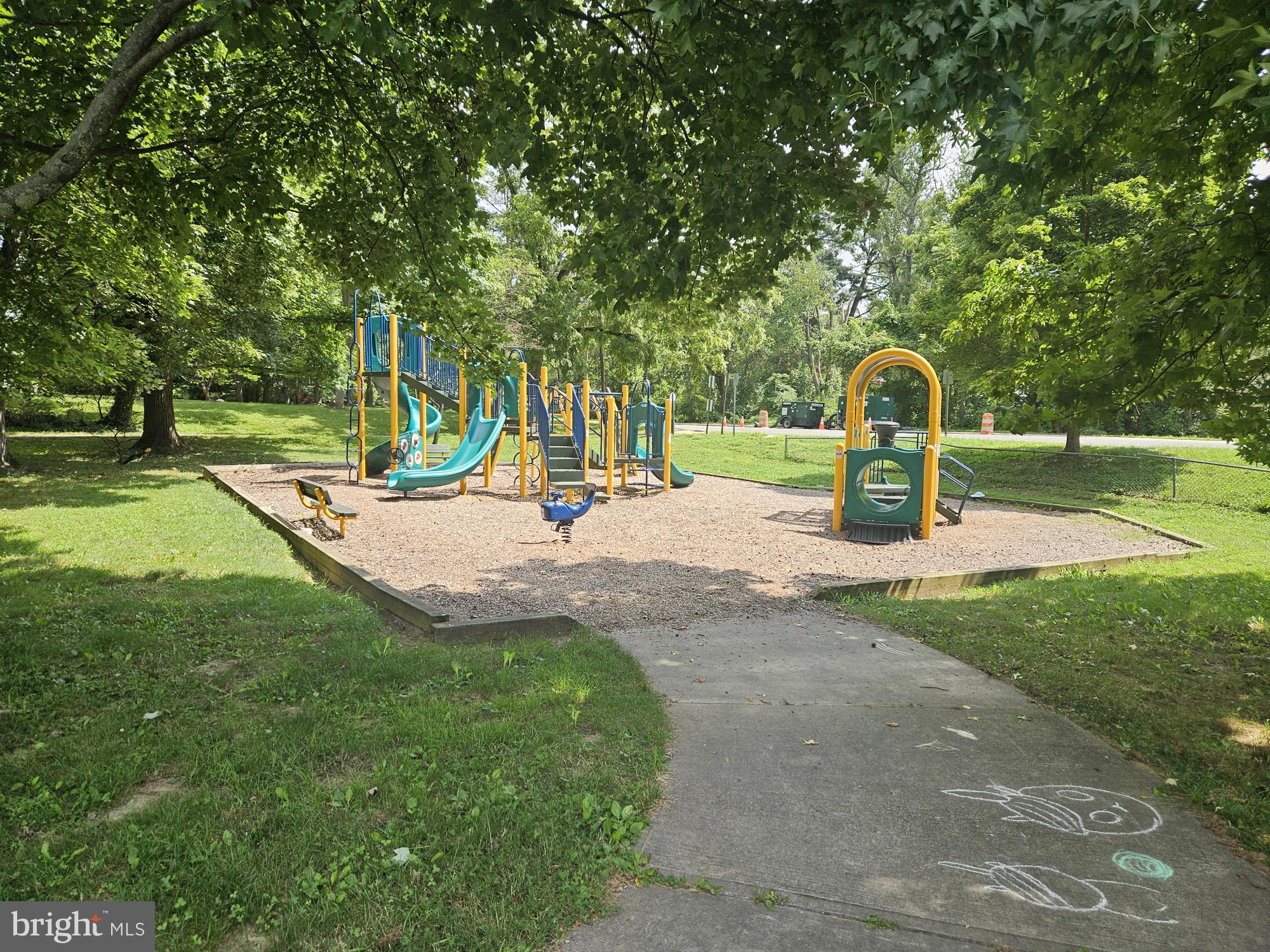 ROCK CREEK PALISADES - Residential