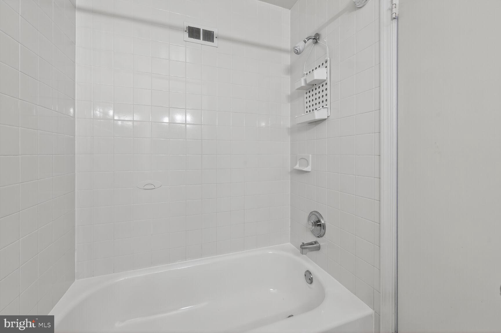 ROCK CREEK PALISADES - Residential