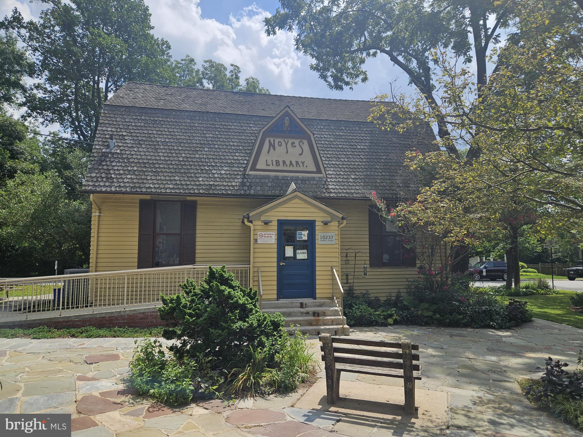 ROCK CREEK PALISADES - Residential