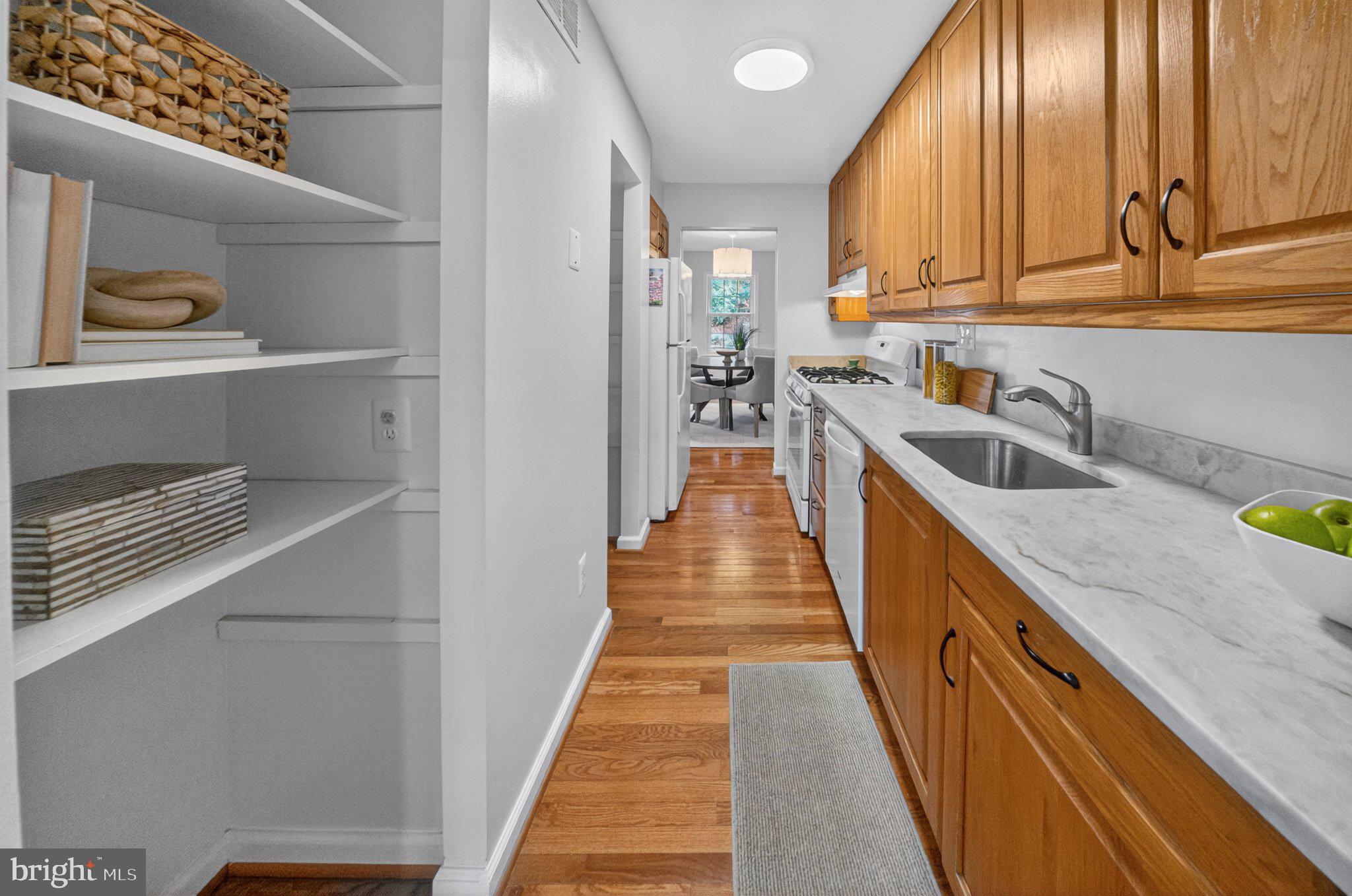 ROCK CREEK PALISADES - Residential