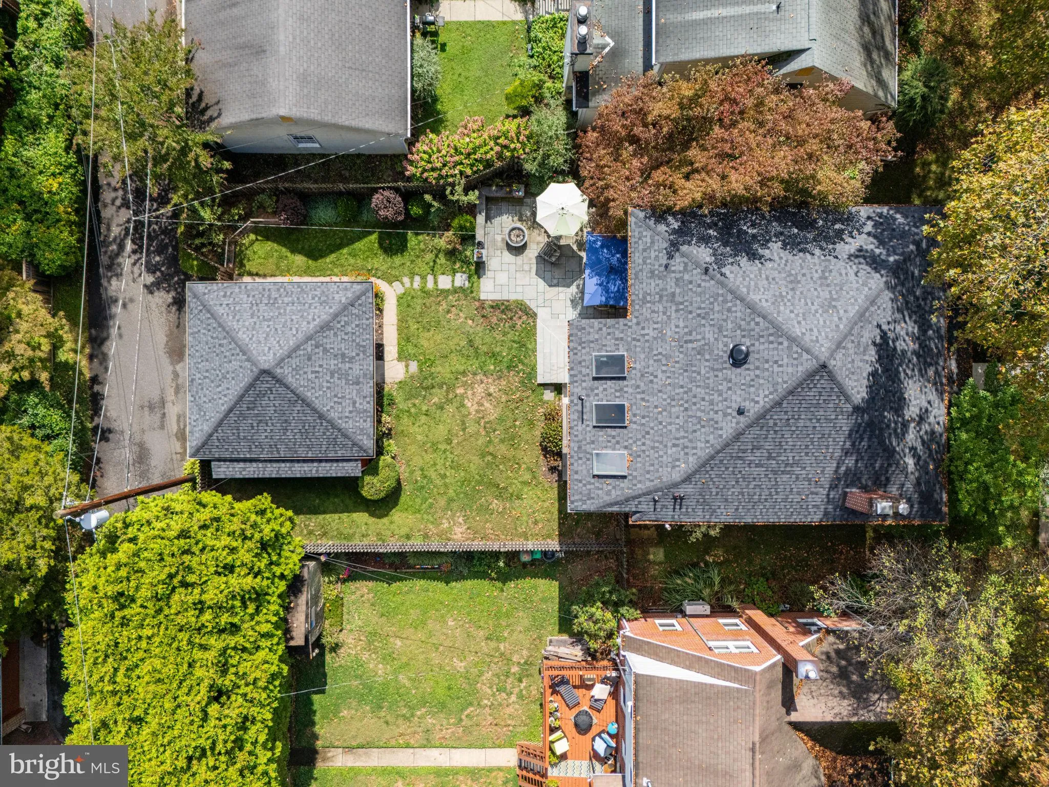 Allentown, Pennsylvania 18104, United States, 4 Bedrooms Bedrooms, ,2 BathroomsBathrooms,Residential,Coming Soon,221184