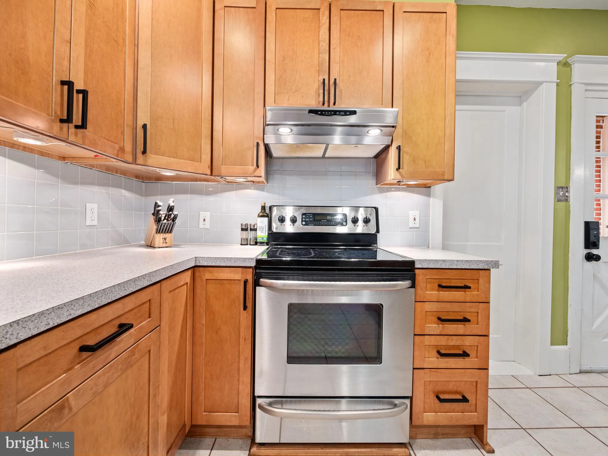 Allentown, Pennsylvania 18104, United States, 4 Bedrooms Bedrooms, ,2 BathroomsBathrooms,Residential,Coming Soon,221184