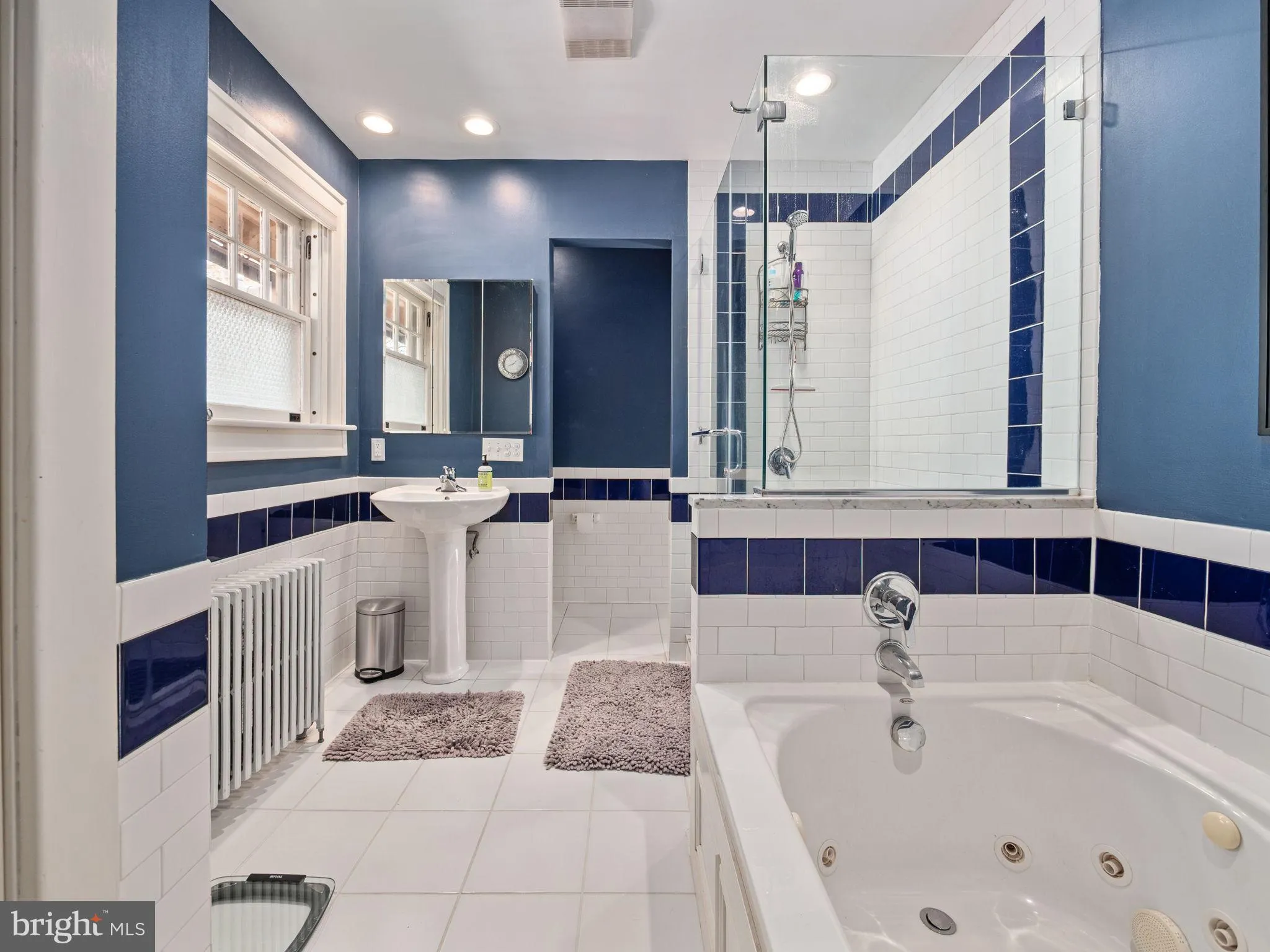 Allentown, Pennsylvania 18104, United States, 4 Bedrooms Bedrooms, ,2 BathroomsBathrooms,Residential,Coming Soon,221184