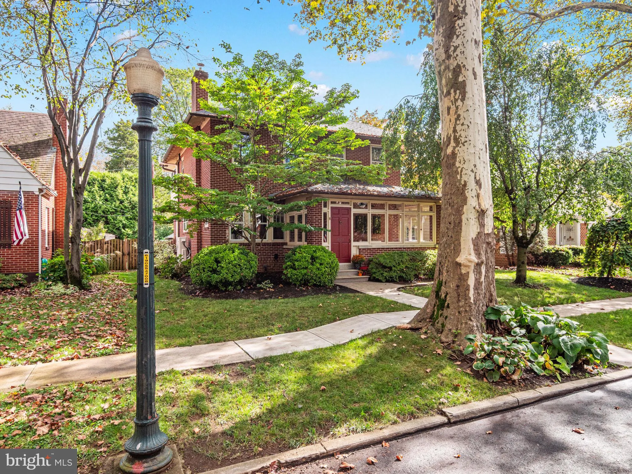 Allentown, Pennsylvania 18104, United States, 4 Bedrooms Bedrooms, ,2 BathroomsBathrooms,Residential,Coming Soon,221184