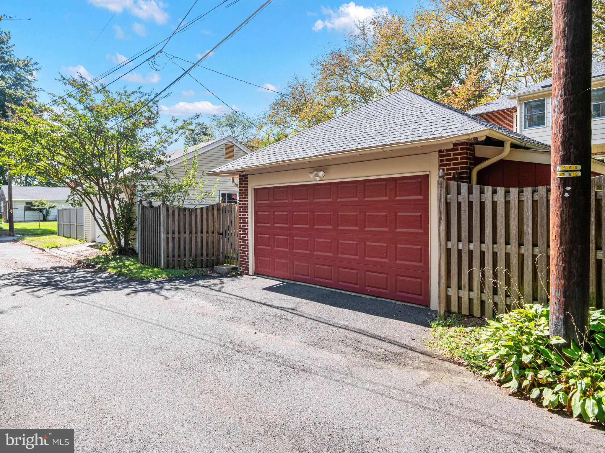 Allentown, Pennsylvania 18104, United States, 4 Bedrooms Bedrooms, ,2 BathroomsBathrooms,Residential,Coming Soon,221184