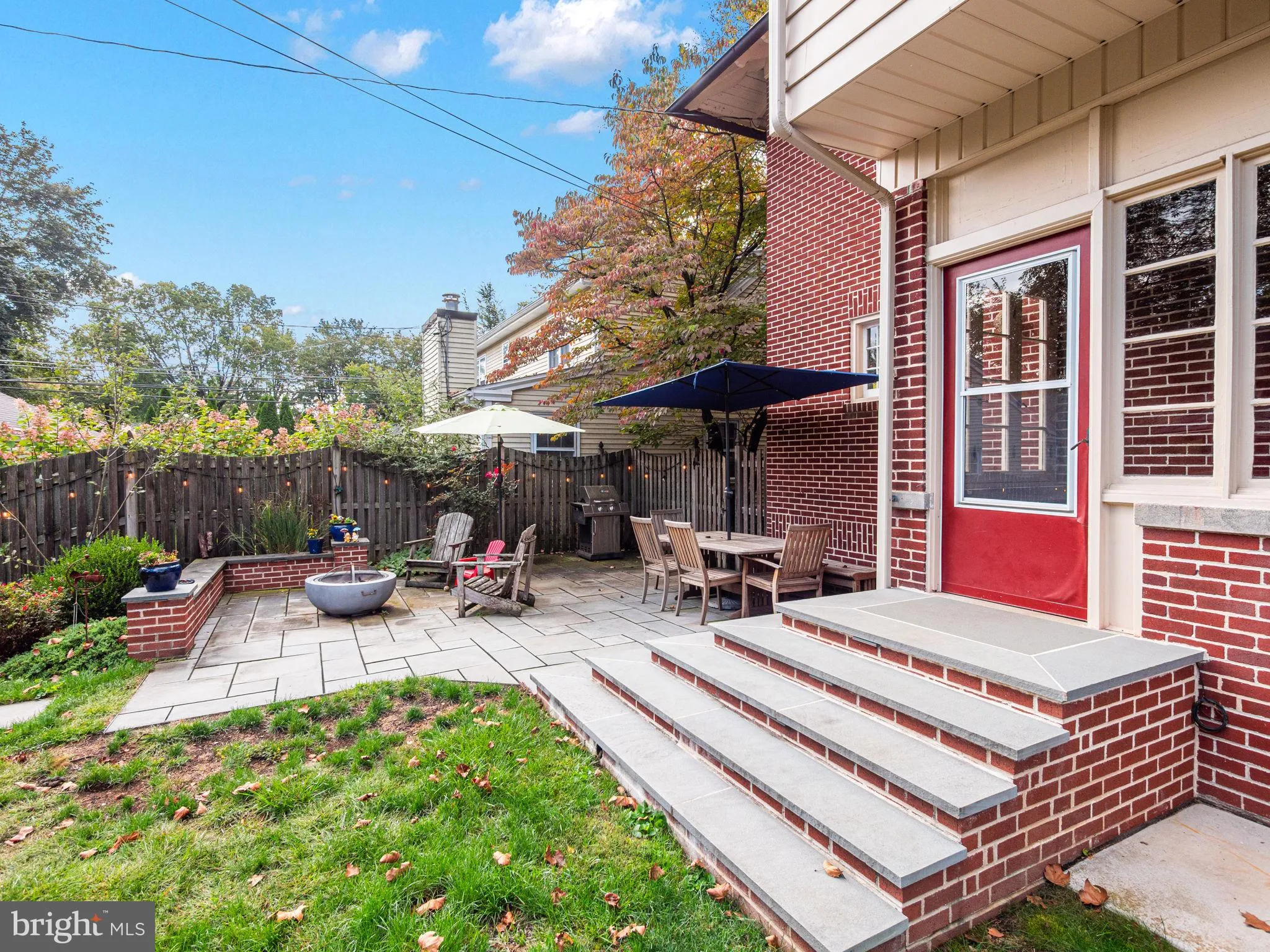 Allentown, Pennsylvania 18104, United States, 4 Bedrooms Bedrooms, ,2 BathroomsBathrooms,Residential,Coming Soon,221184