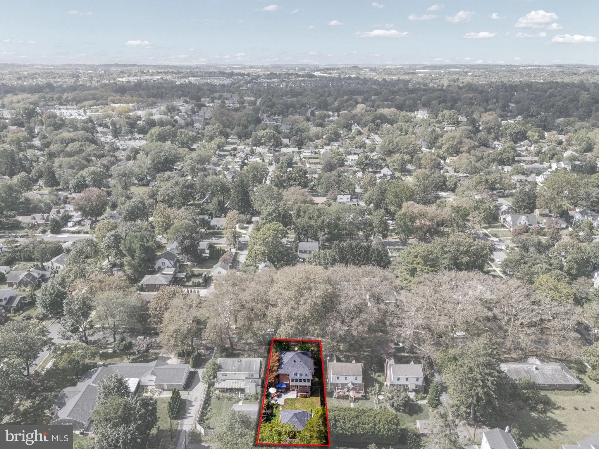 Allentown, Pennsylvania 18104, United States, 4 Bedrooms Bedrooms, ,2 BathroomsBathrooms,Residential,Coming Soon,221184