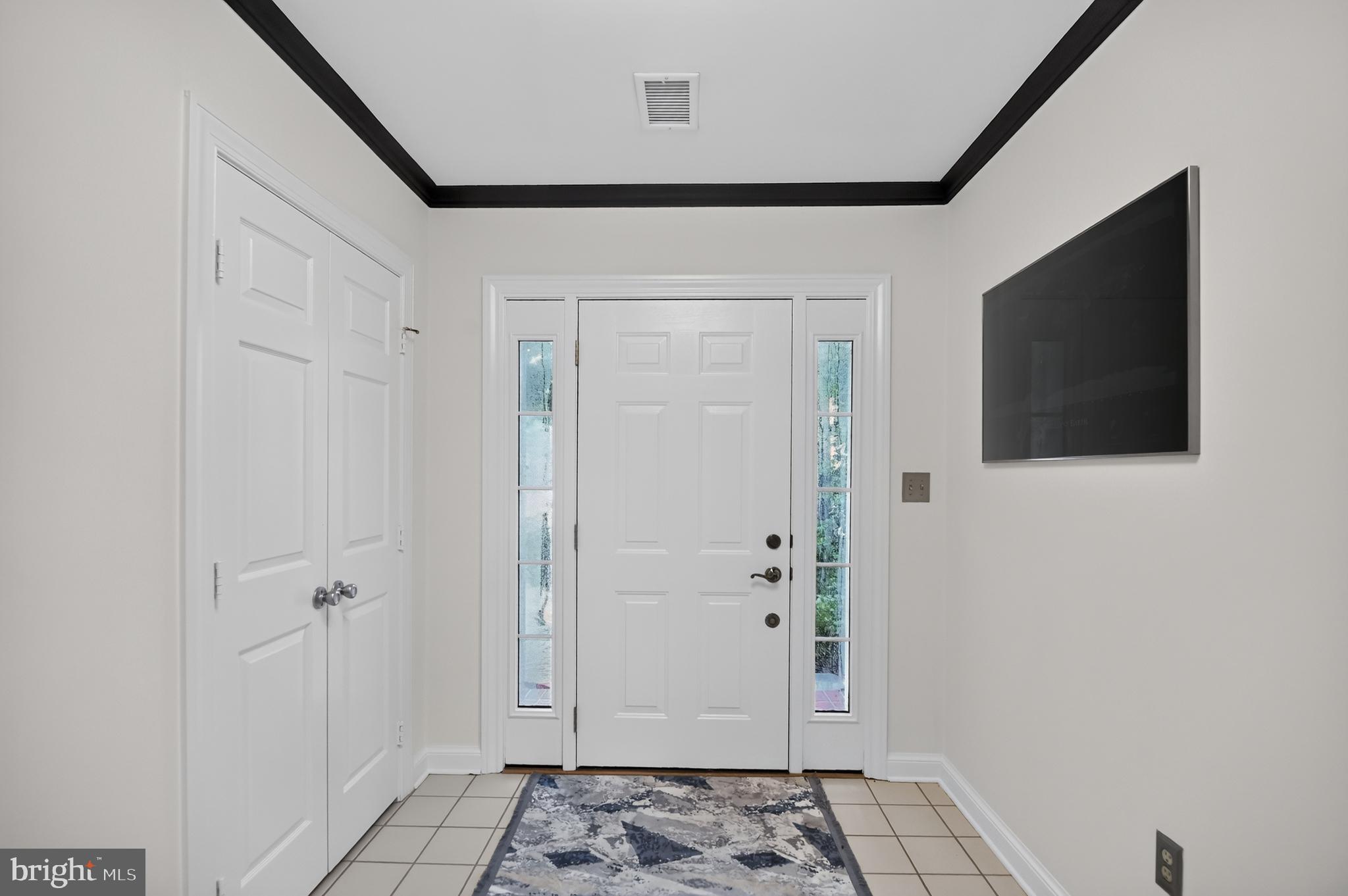 1715 DOGWOOD DRIVE