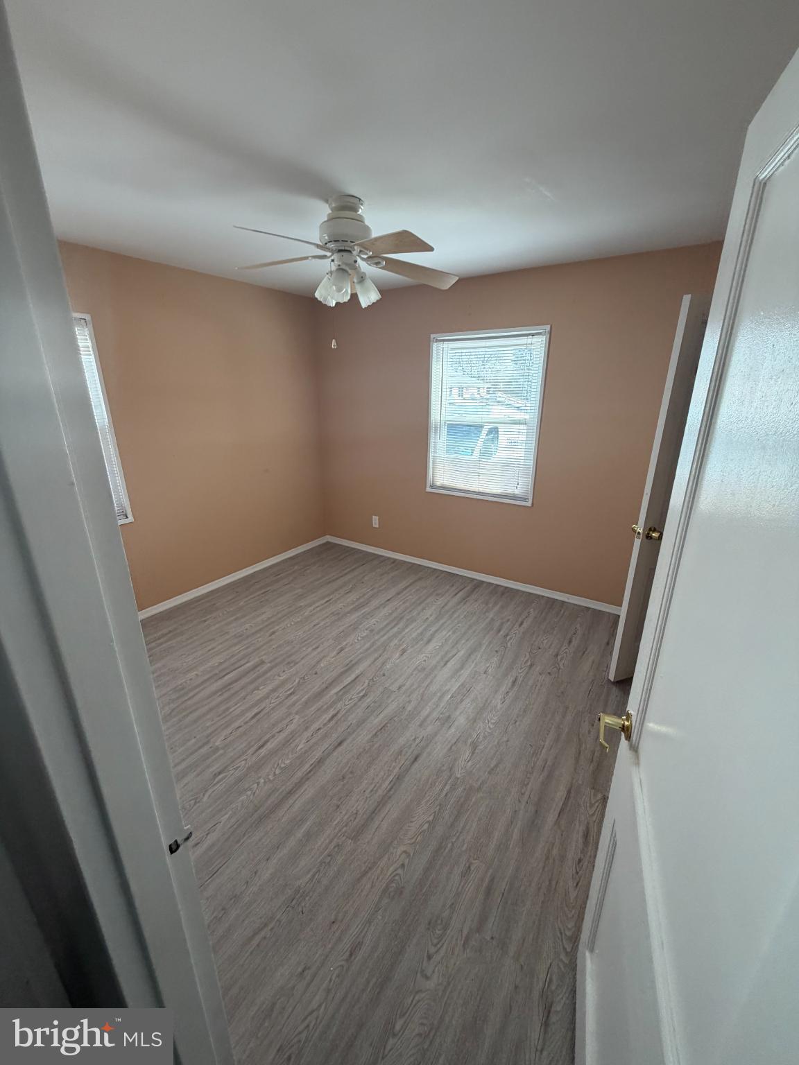 PIMMIT HILLS - Residential Lease