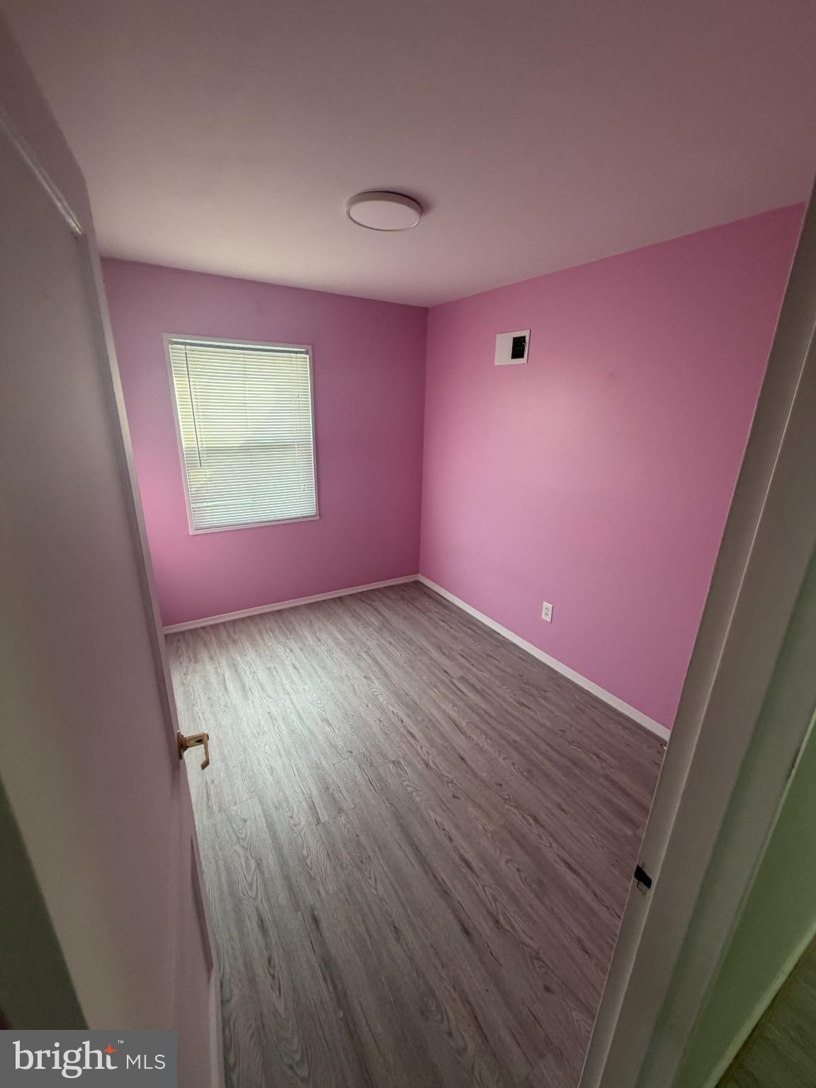 PIMMIT HILLS - Residential Lease