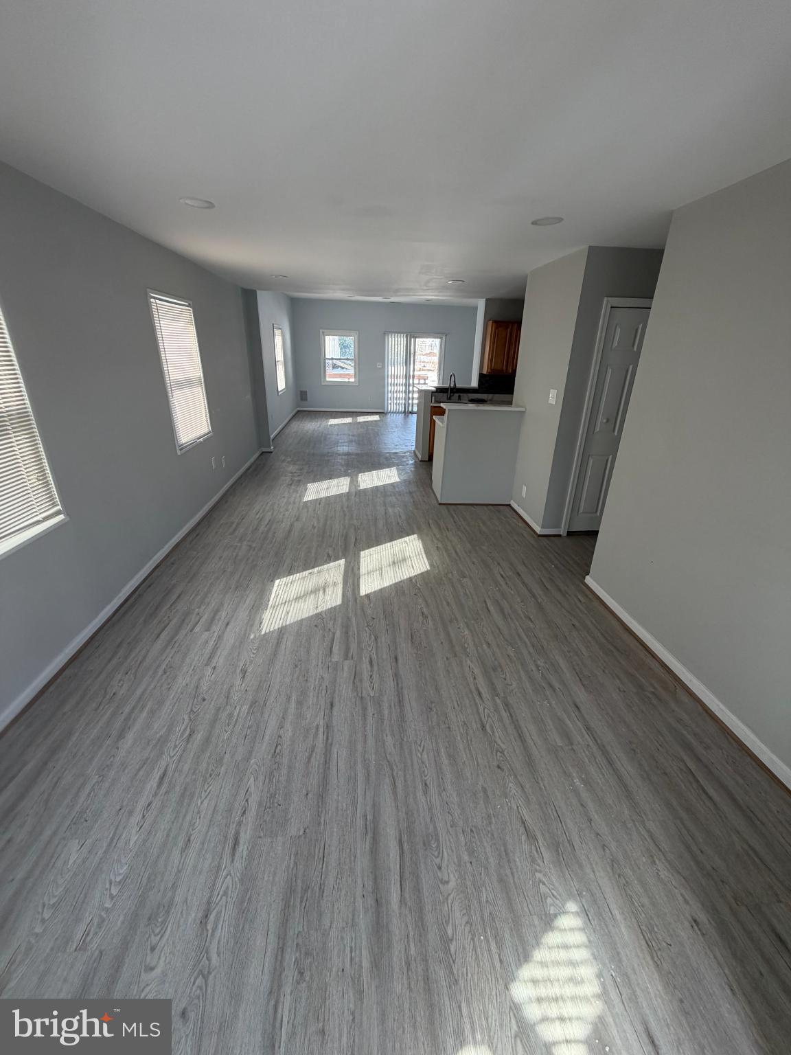 PIMMIT HILLS - Residential Lease