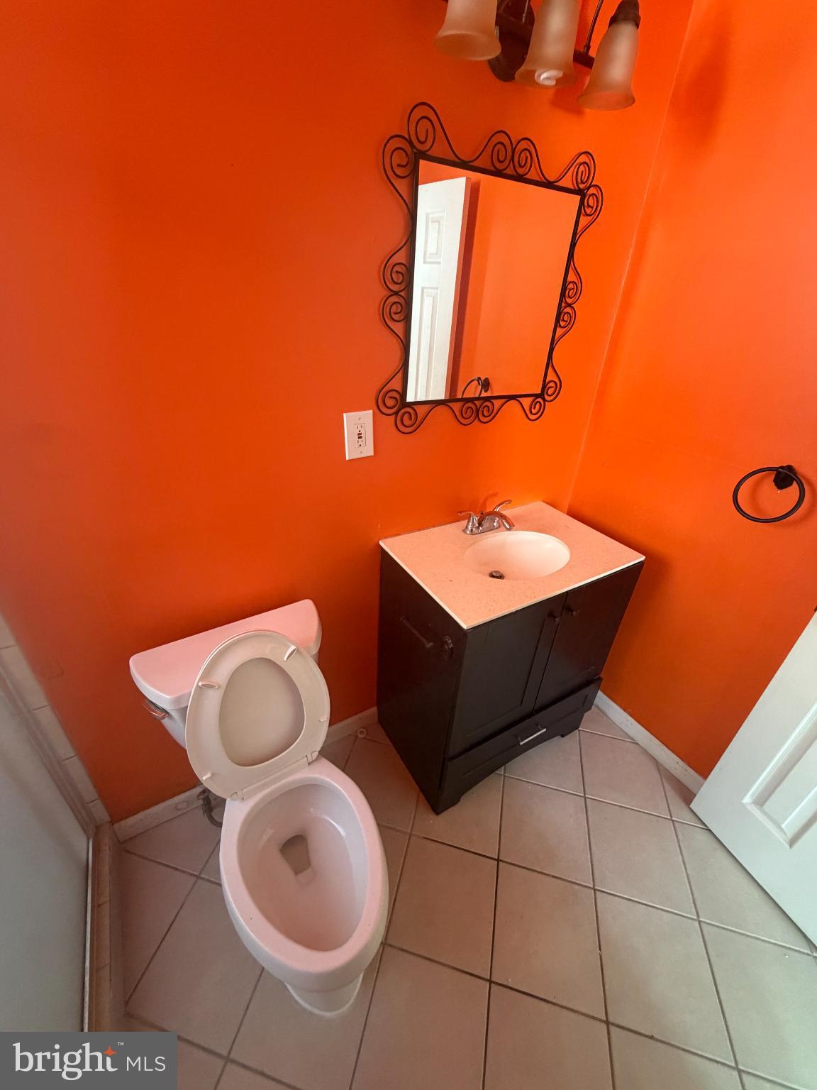 PIMMIT HILLS - Residential Lease