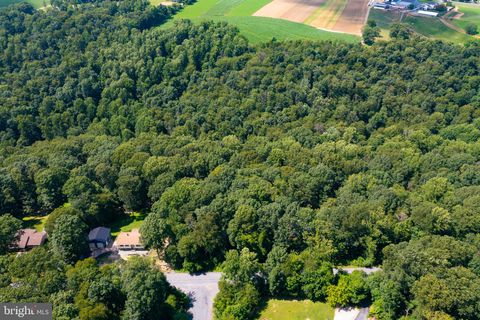 Photo of 9 Deer Lane, HOLTWOOD, PA 17532 (MLS # PALA2072936)