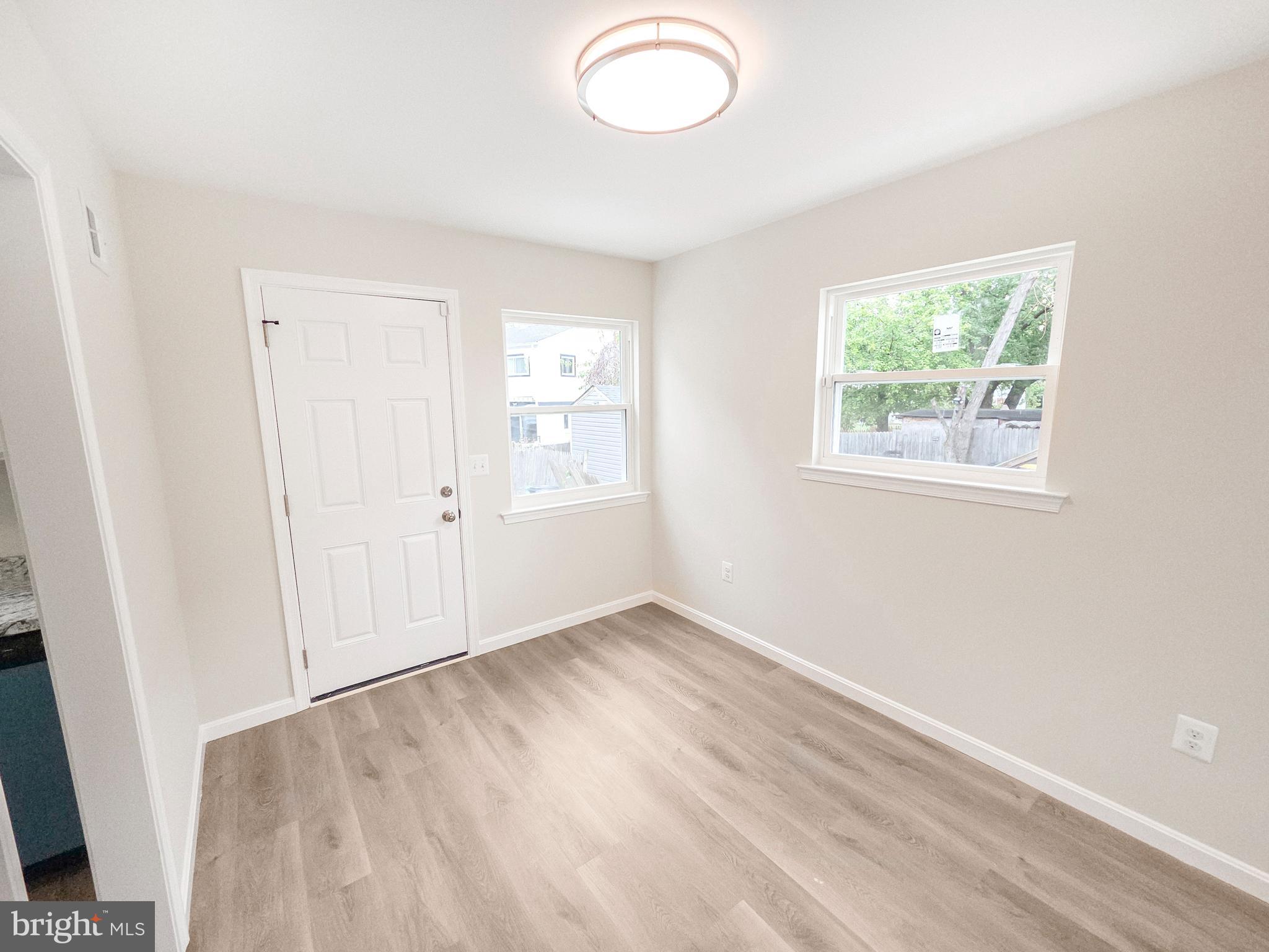 6516 COLUMBIA PARK ROAD