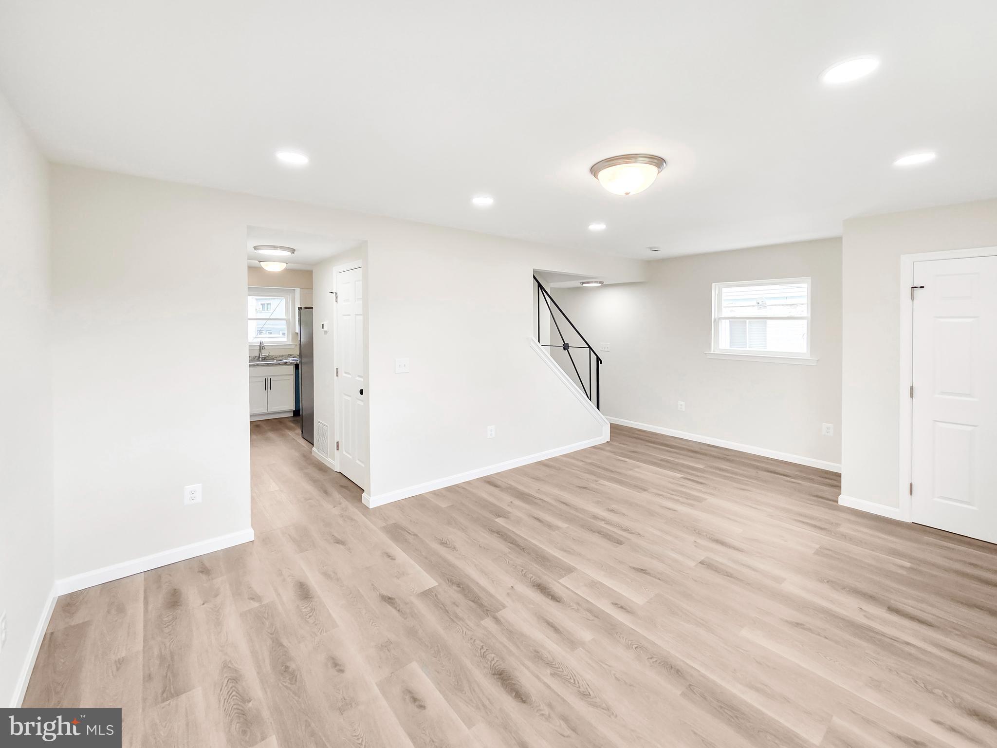 6516 COLUMBIA PARK ROAD