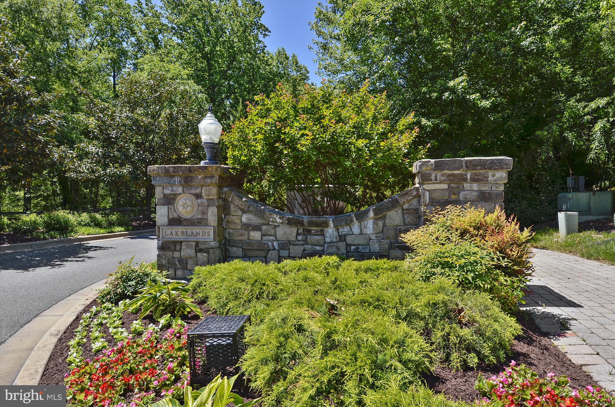 KENTLANDS - Residential