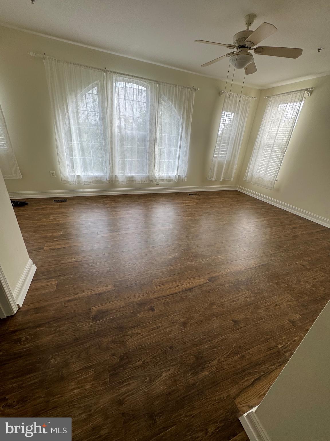 KENTLANDS - Residential