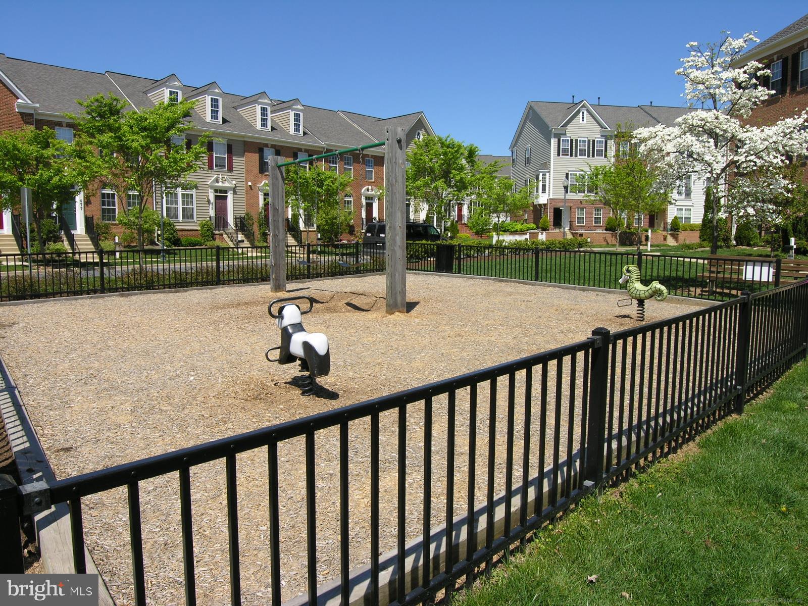 KENTLANDS - Residential