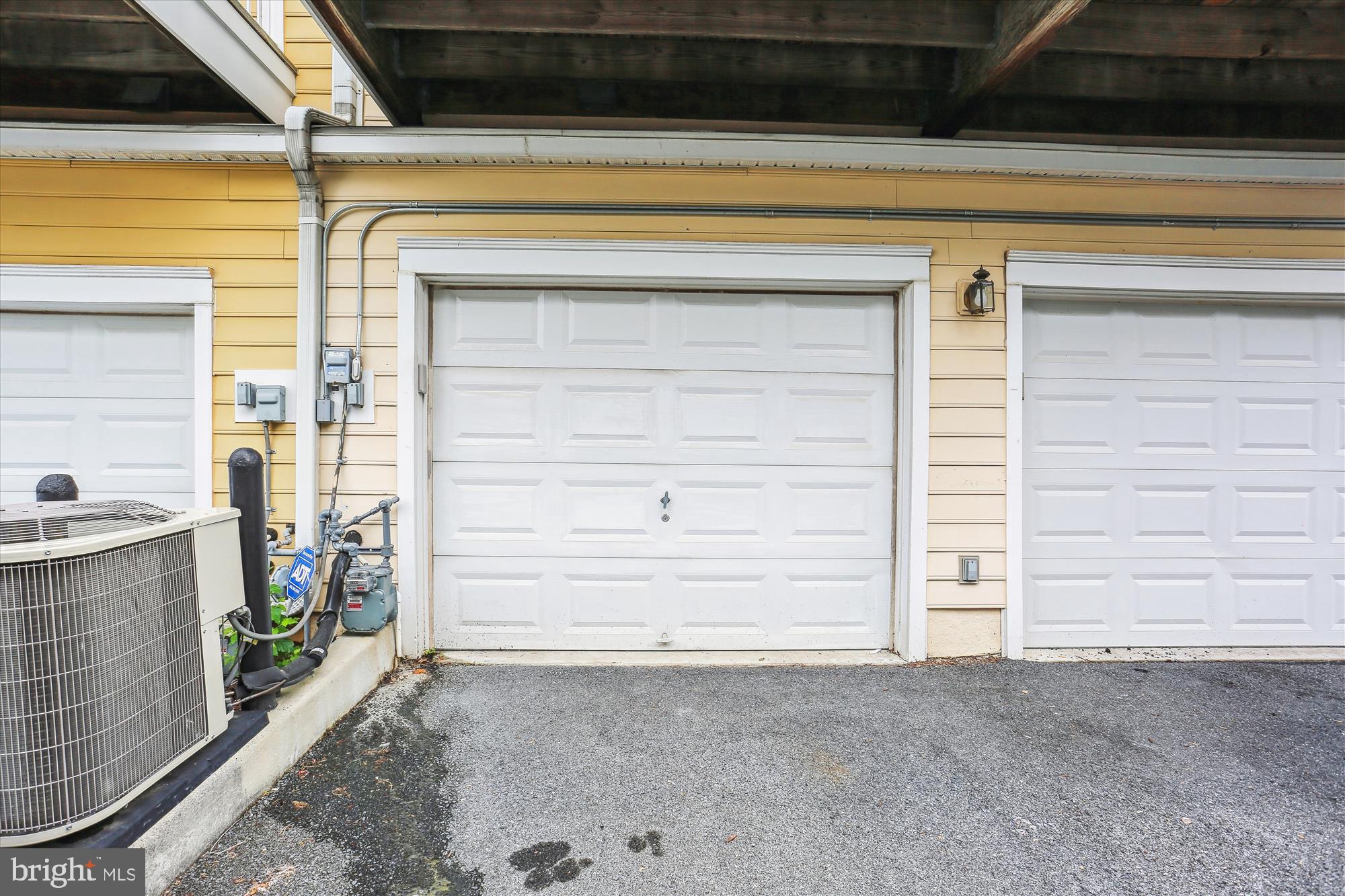 KENTLANDS - Residential