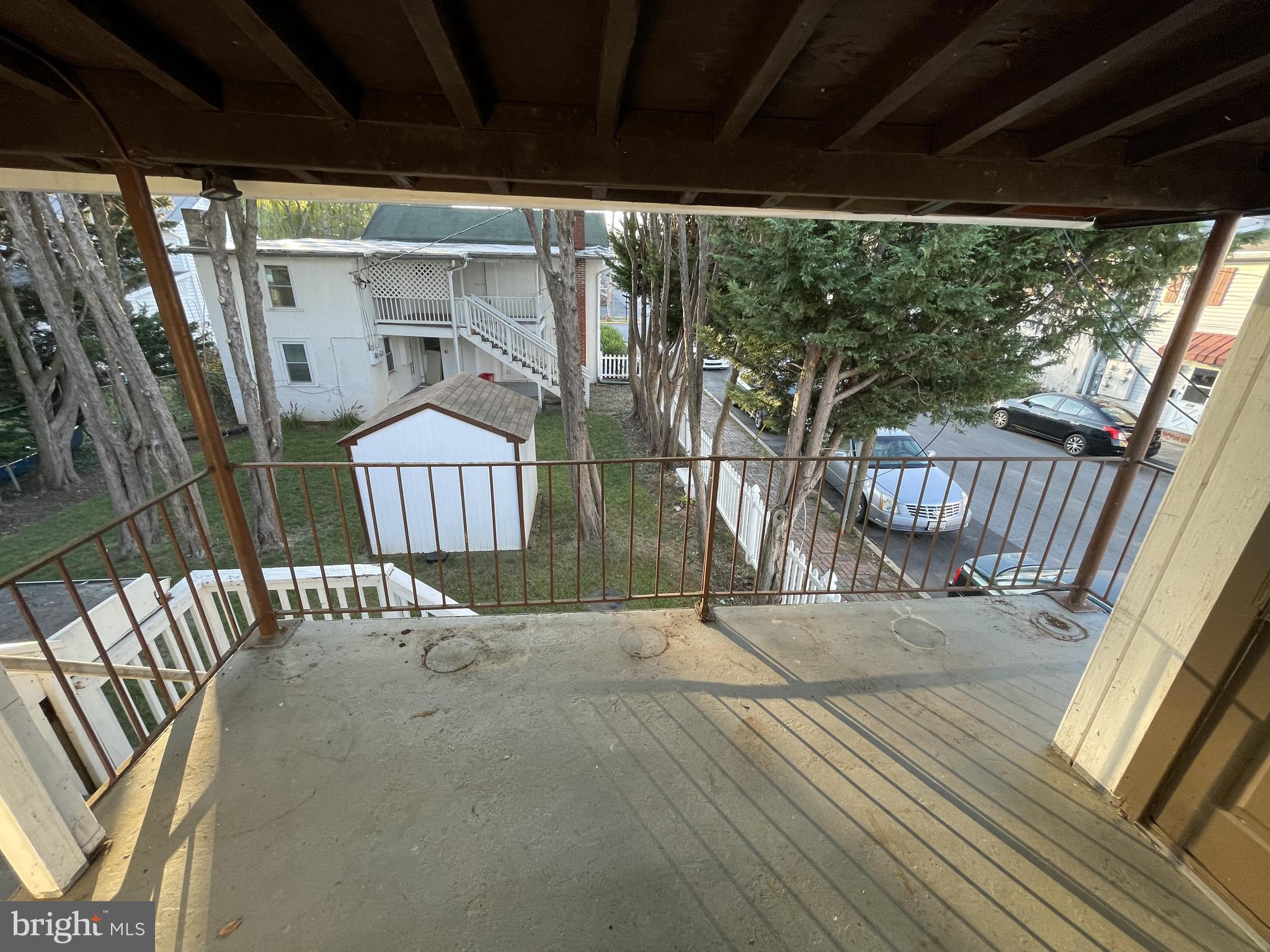 CHARLES TOWN - Residential Lease