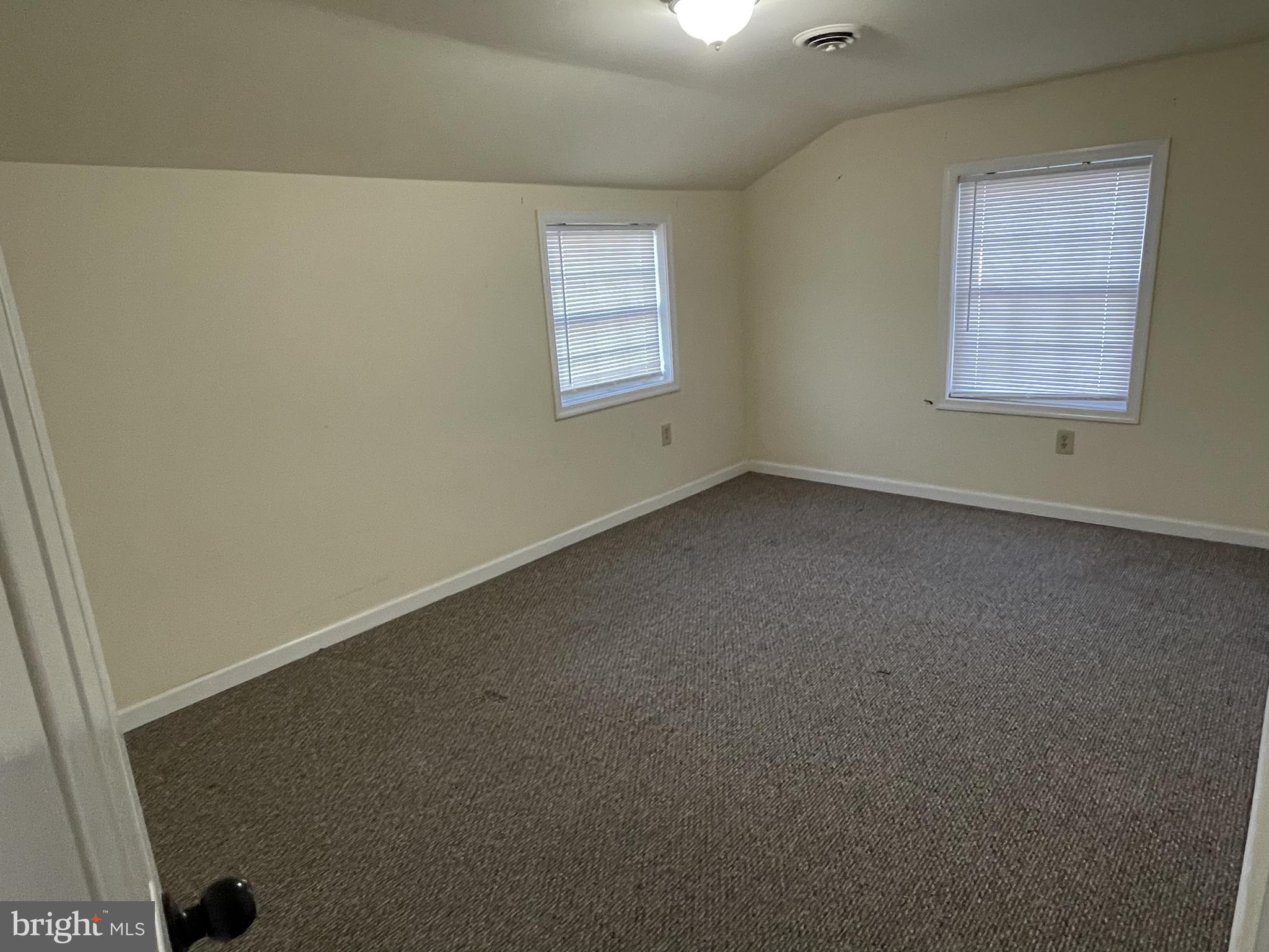 CHARLES TOWN - Residential Lease