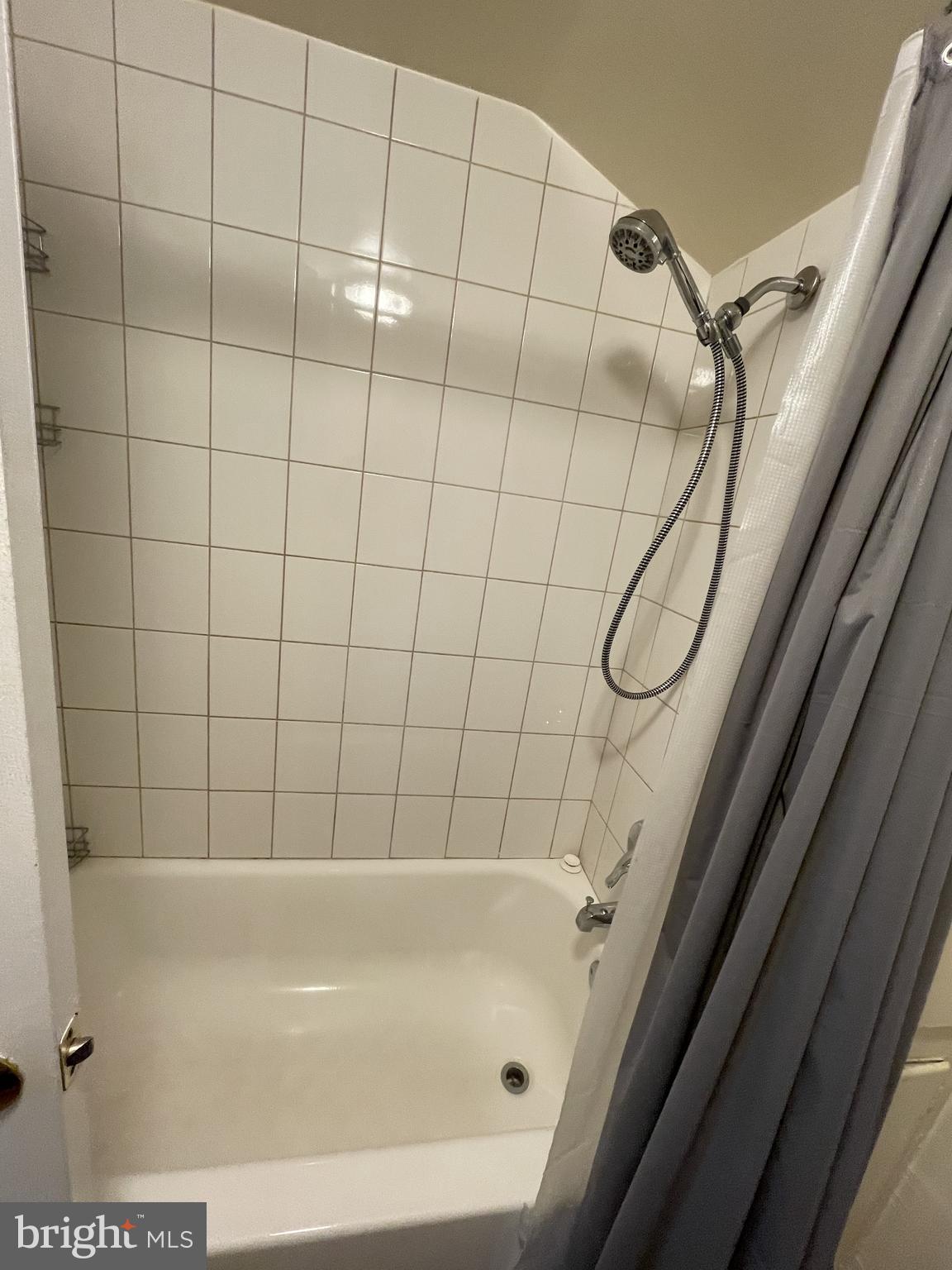 CHARLES TOWN - Residential Lease