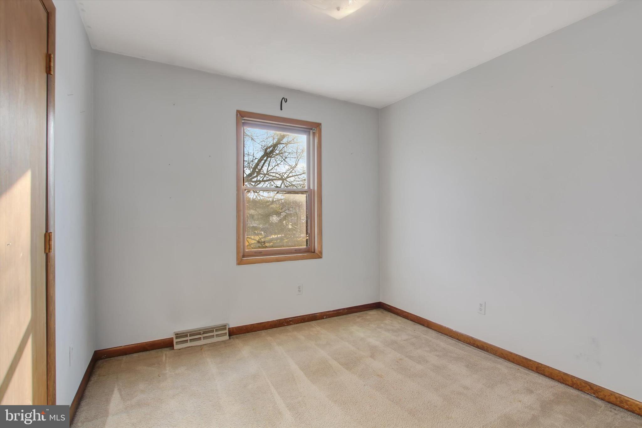 ABBOTTSTOWN - Residential