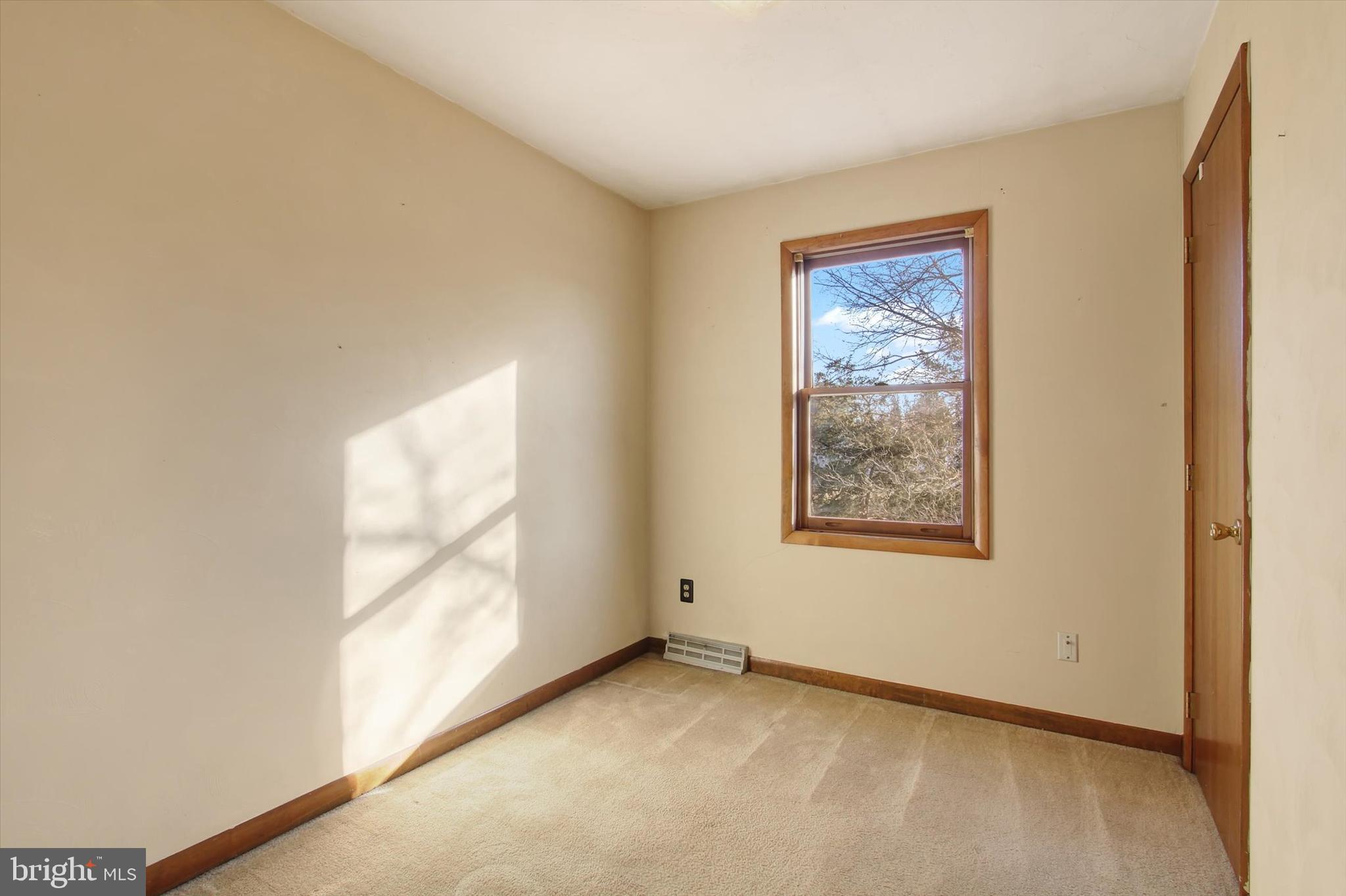 ABBOTTSTOWN - Residential