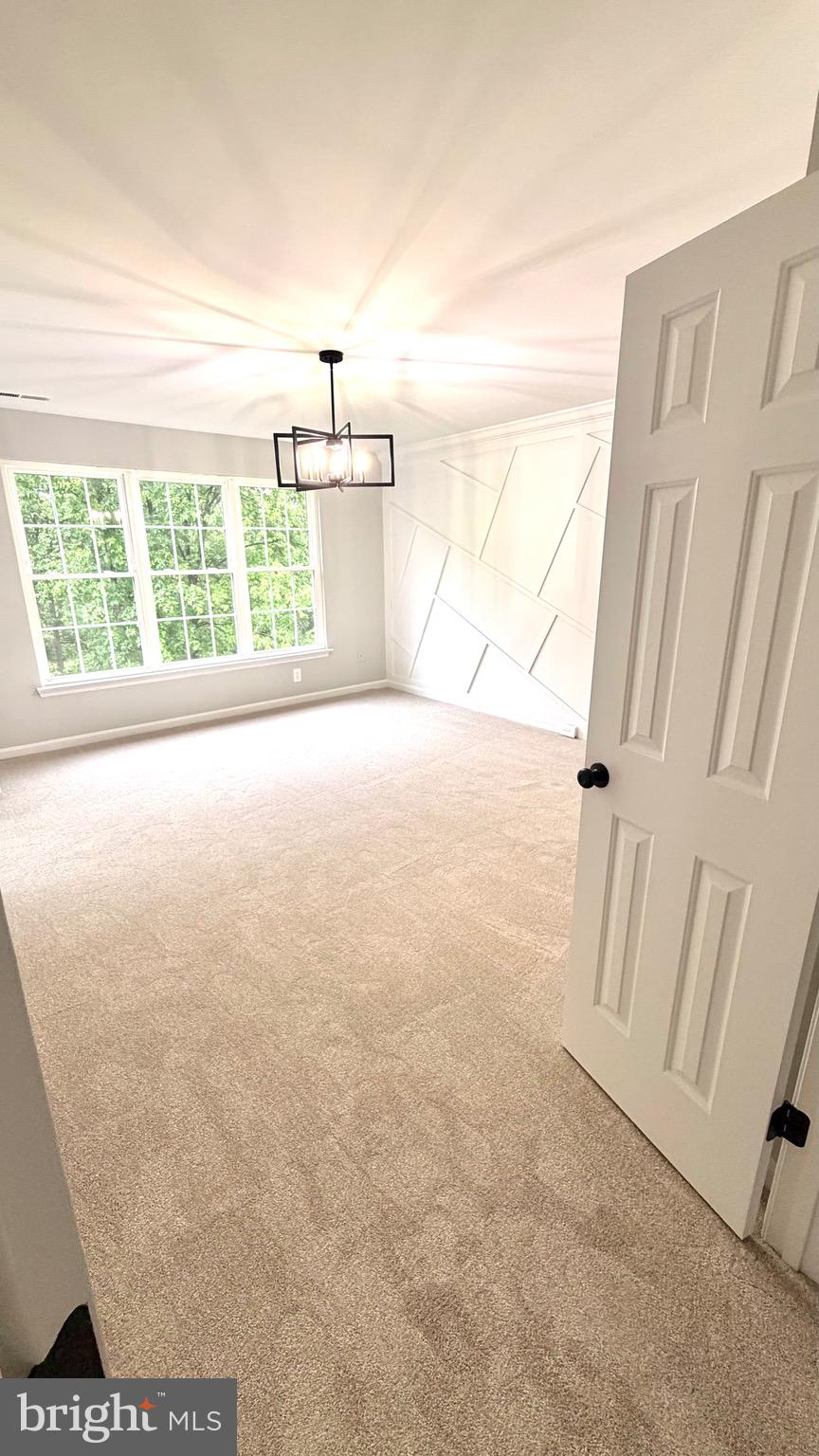 SOUTH RIDING - Residential