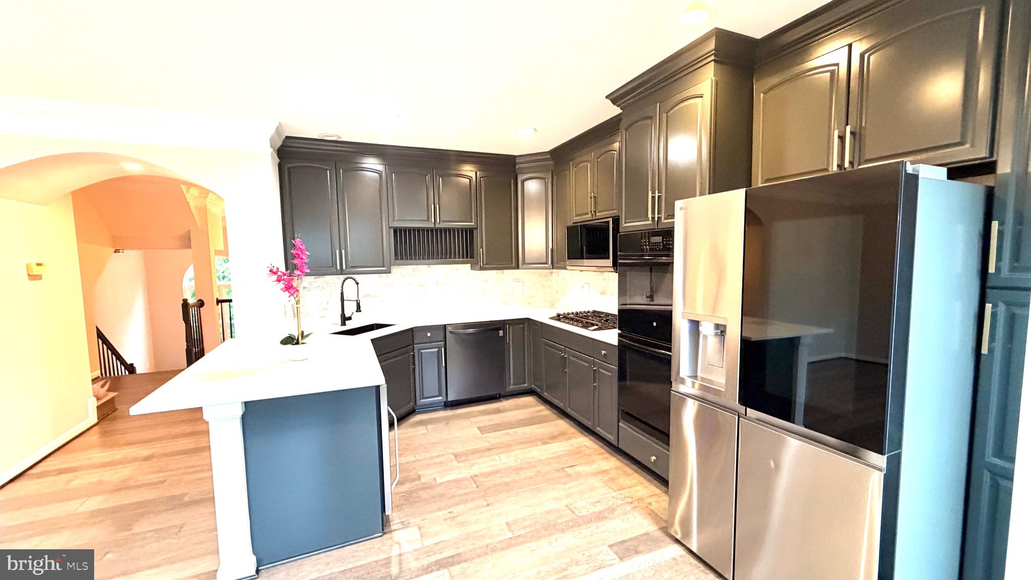 SOUTH RIDING - Residential