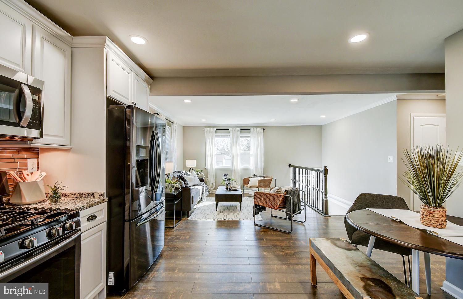 BREA MAR MANOR - Residential