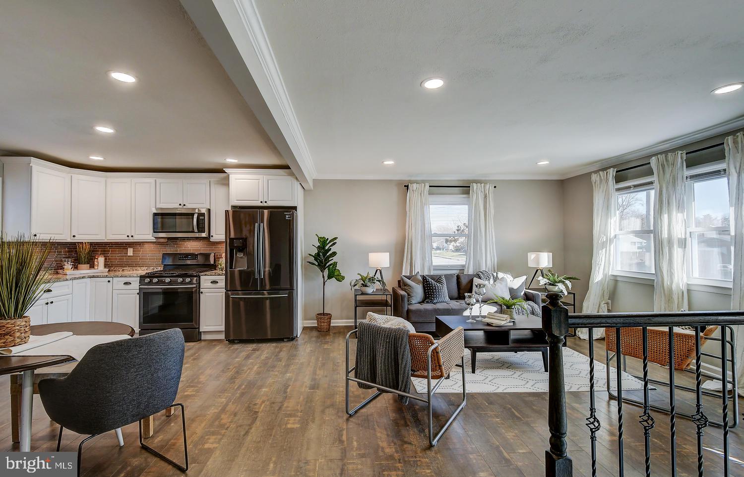 BREA MAR MANOR - Residential