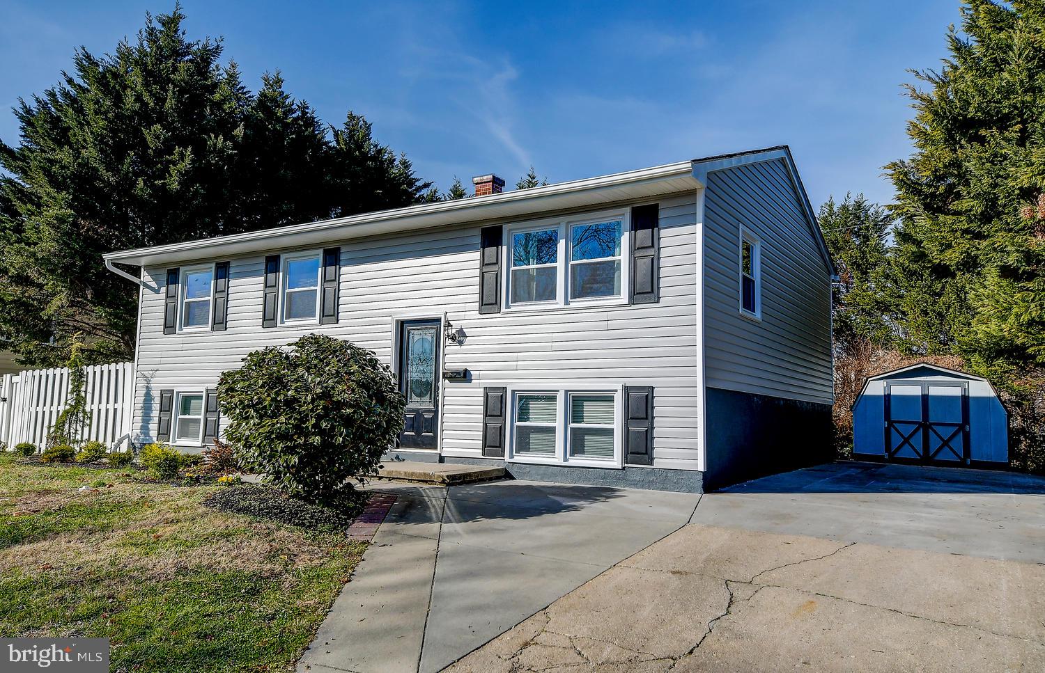 BREA MAR MANOR - Residential