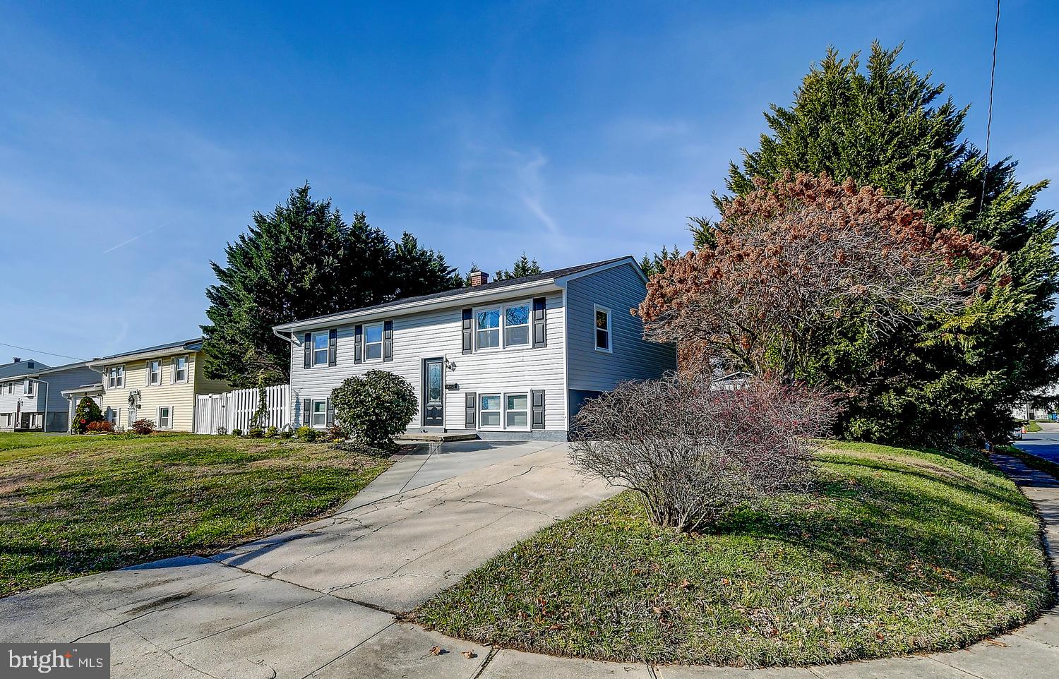 BREA MAR MANOR - Residential