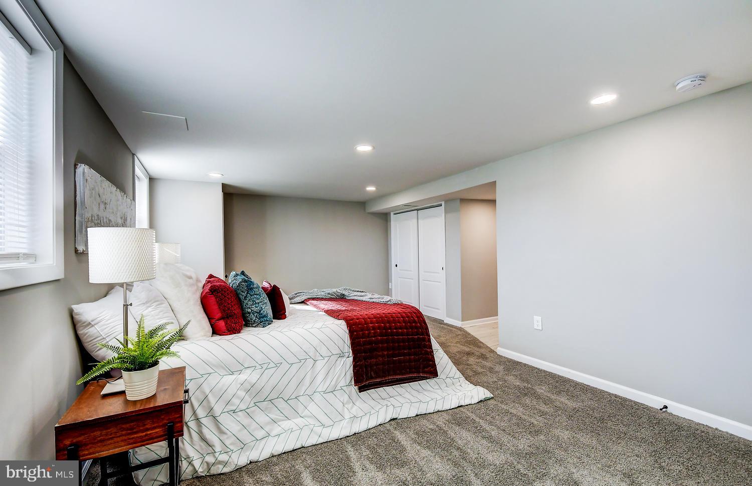 BREA MAR MANOR - Residential