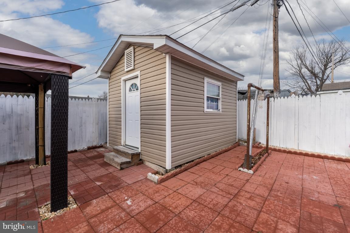 ACADEMY ACRES - Residential