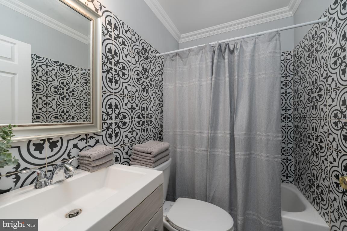 ACADEMY ACRES - Residential