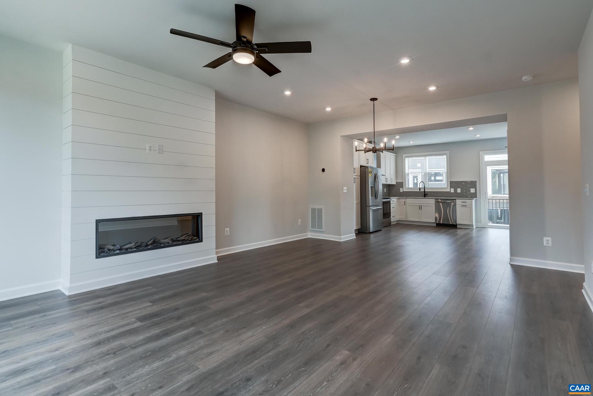 OLD TRAIL - Residential Lease