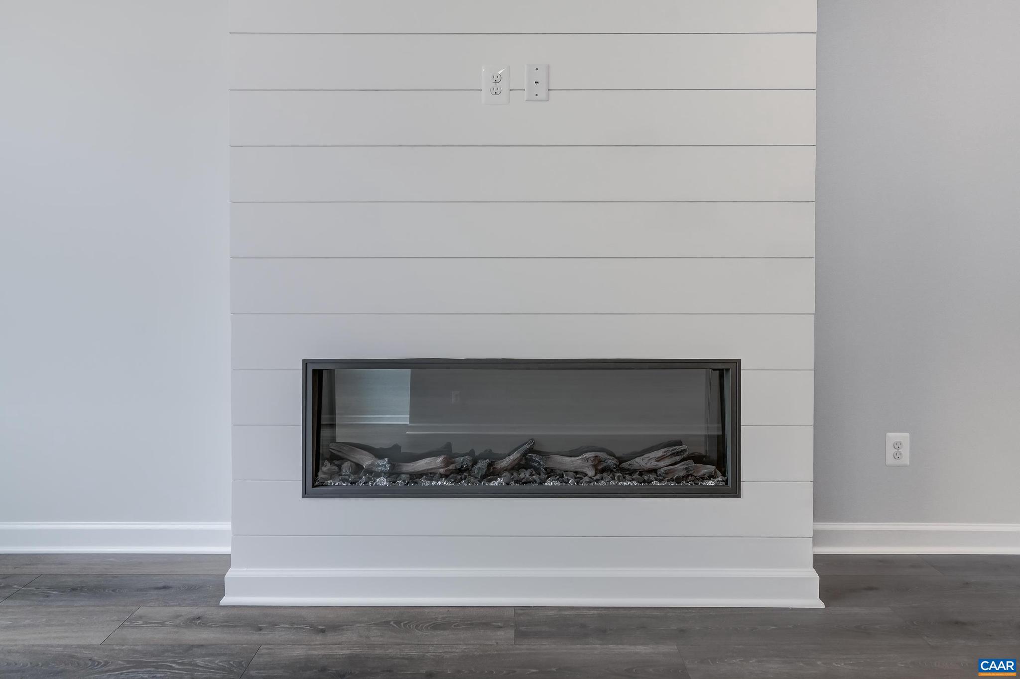 OLD TRAIL - Residential Lease