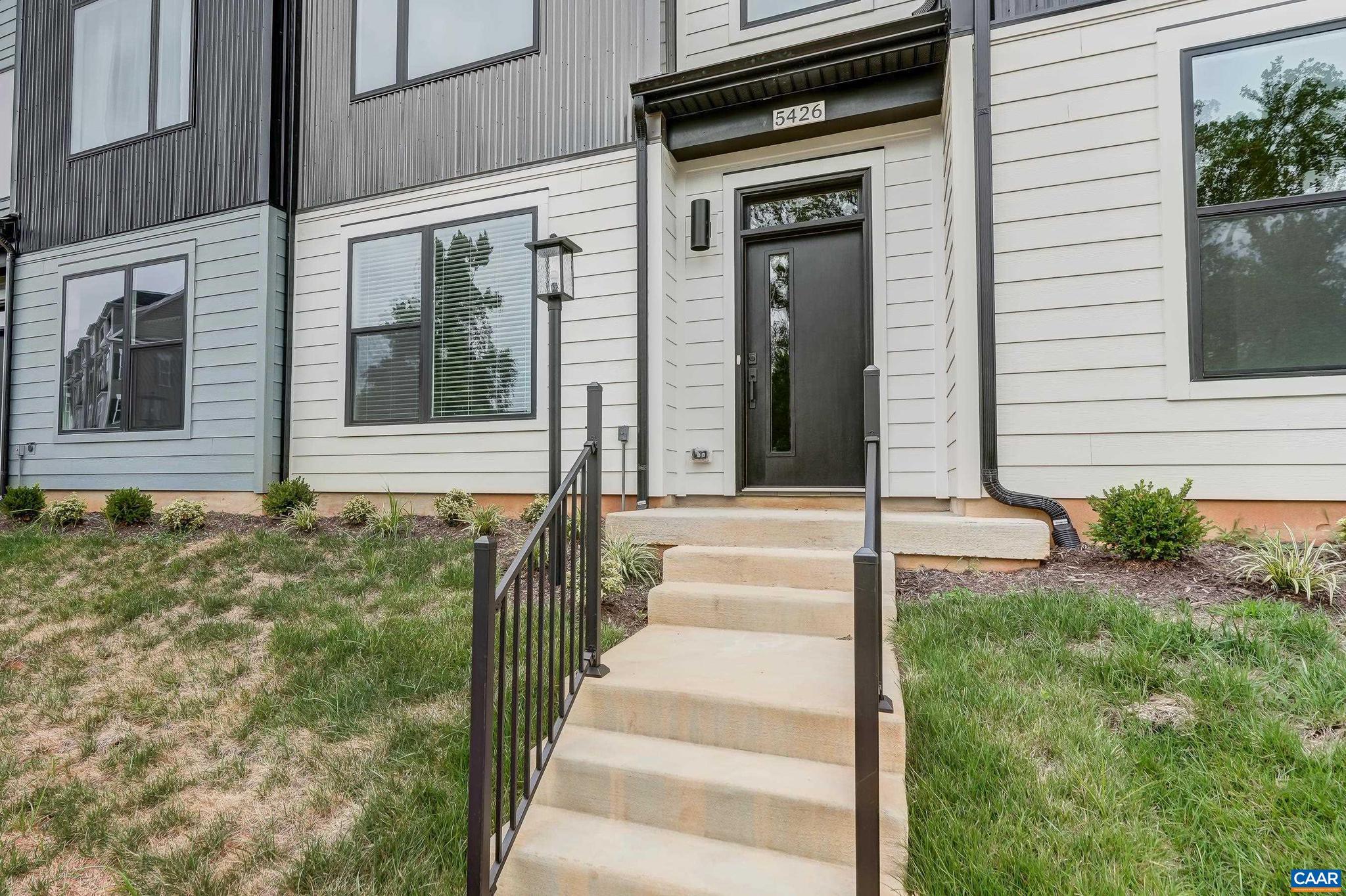 OLD TRAIL - Residential Lease