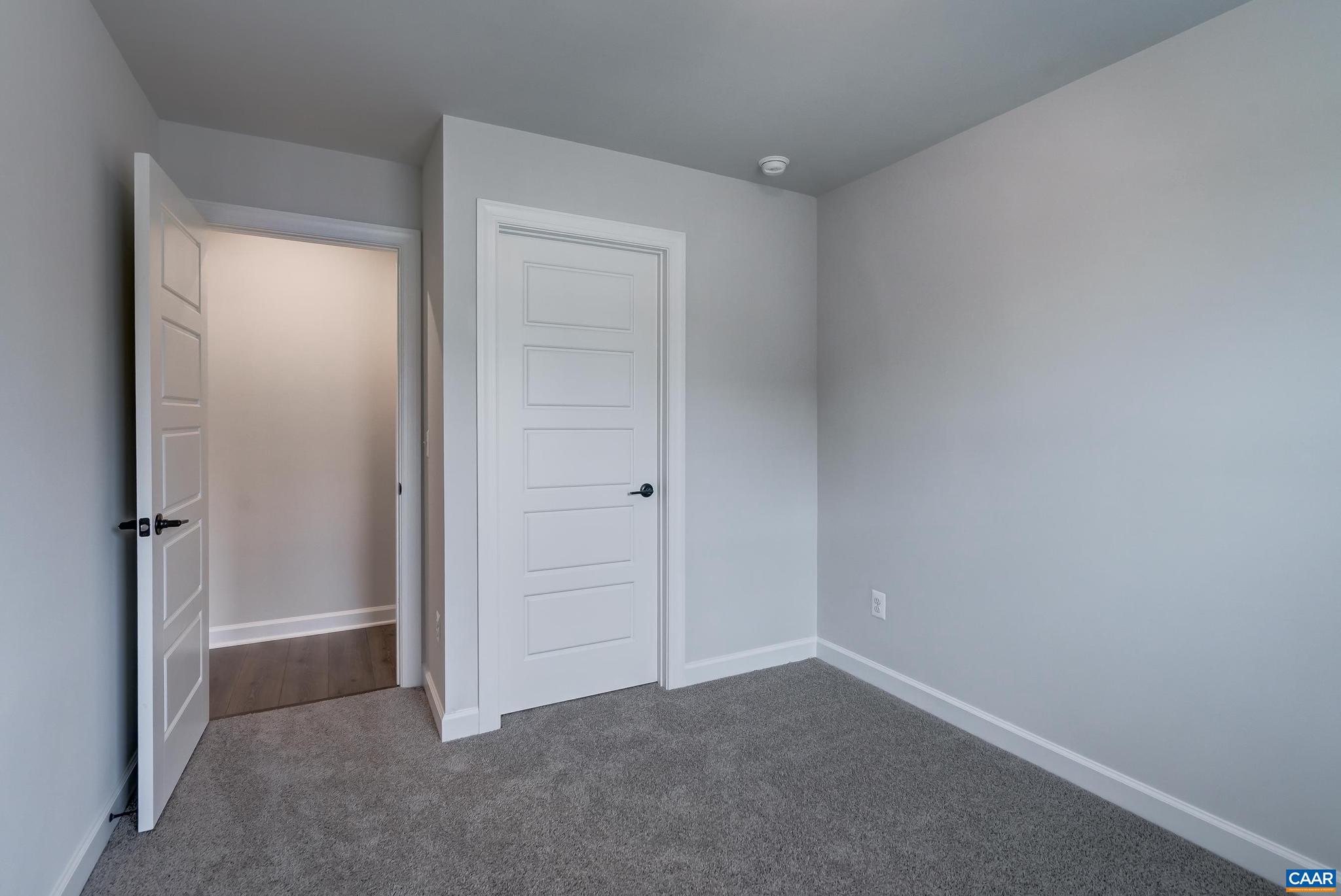 OLD TRAIL - Residential Lease