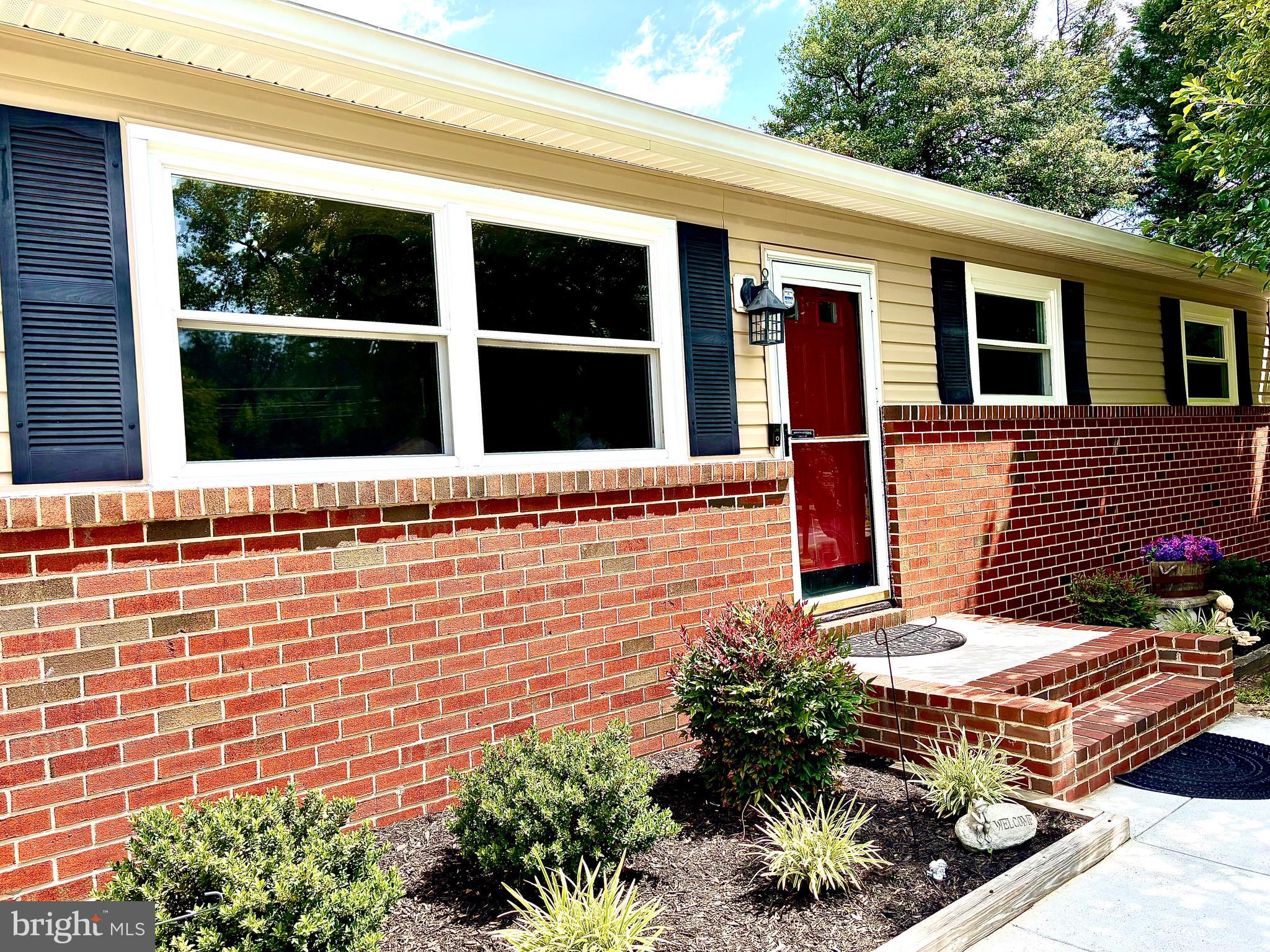 464 MARTIN DRIVE