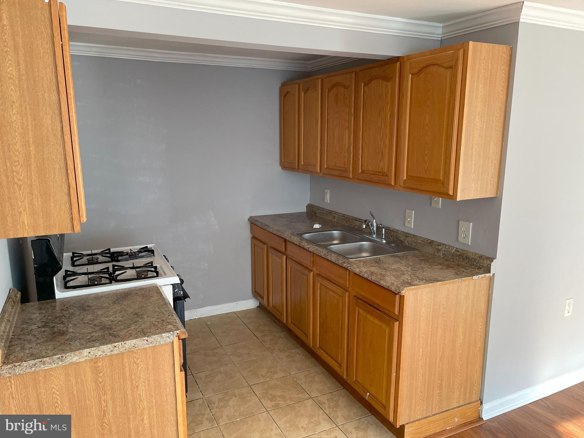 WINDMILL SQUARE - Residential