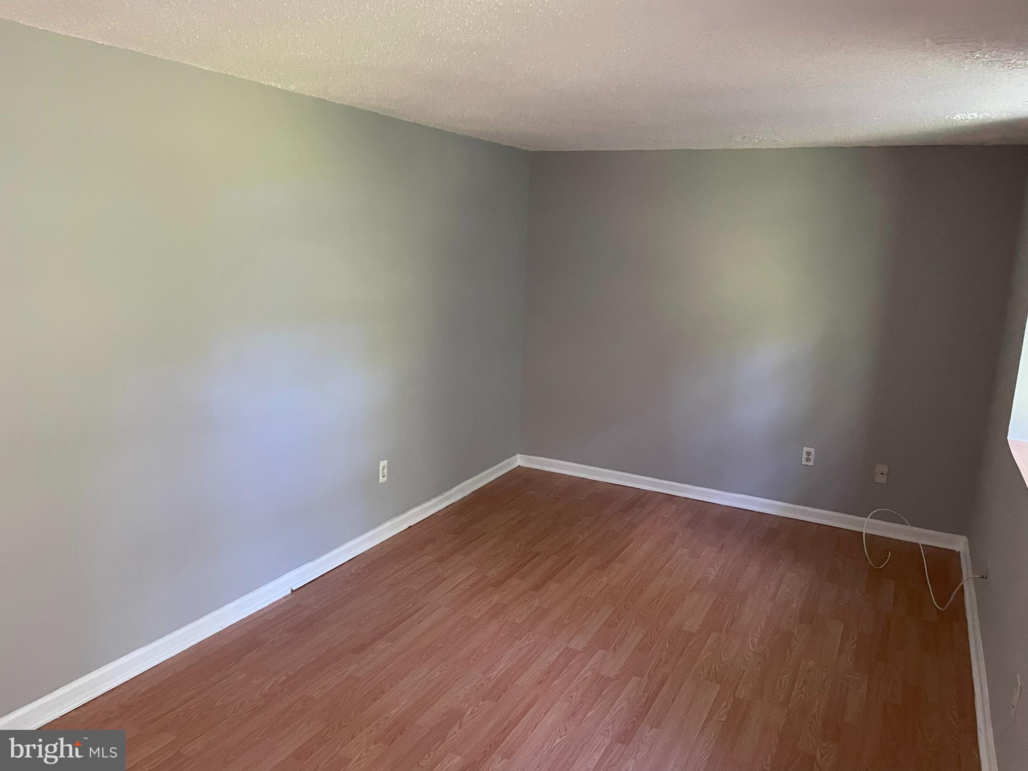 WINDMILL SQUARE - Residential