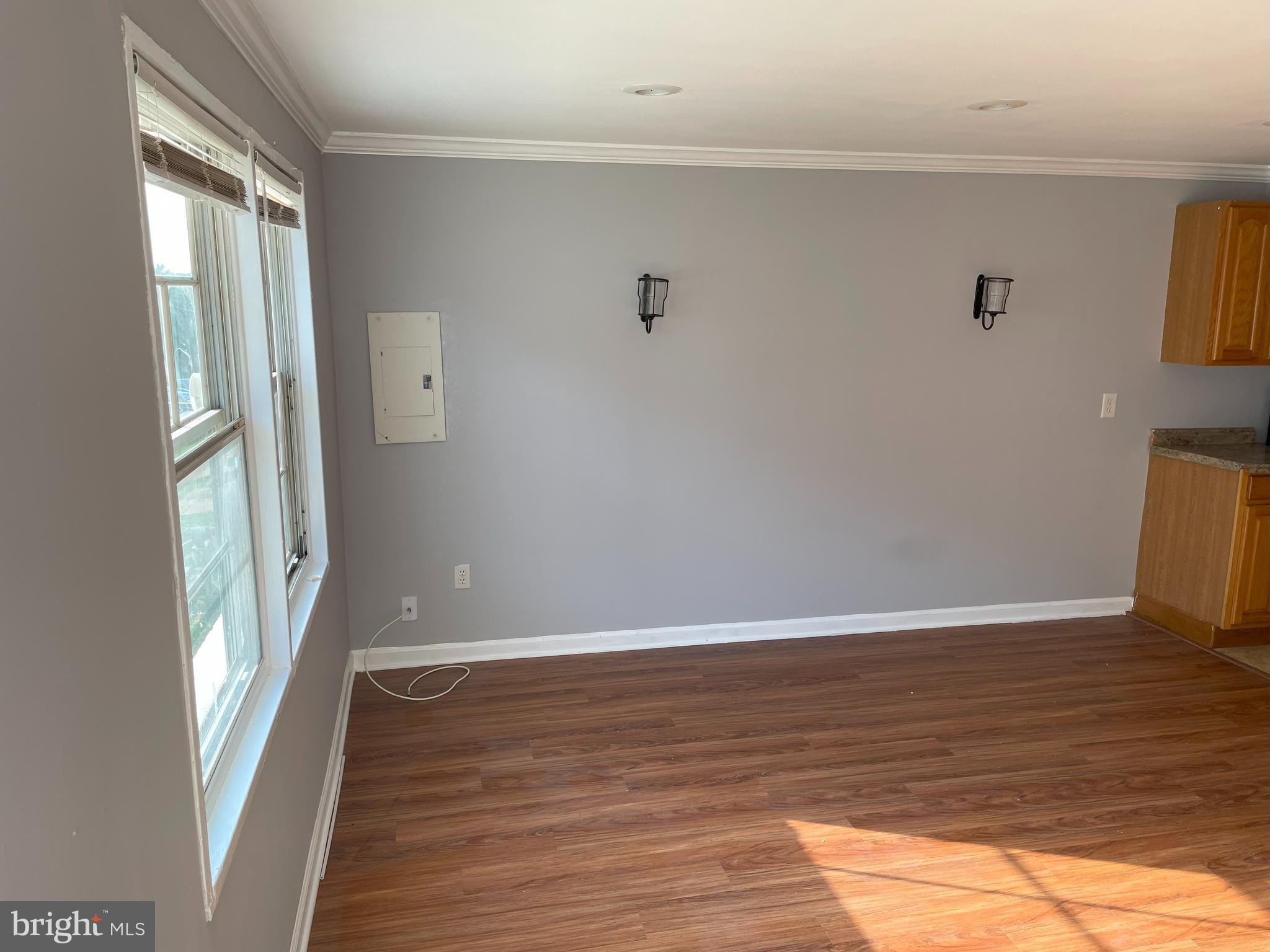 WINDMILL SQUARE - Residential