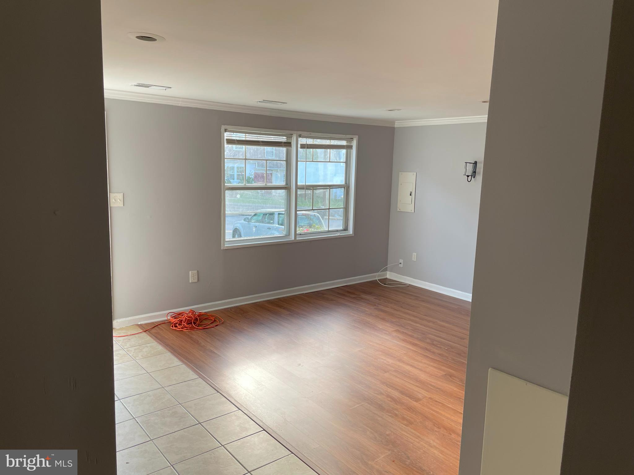 WINDMILL SQUARE - Residential