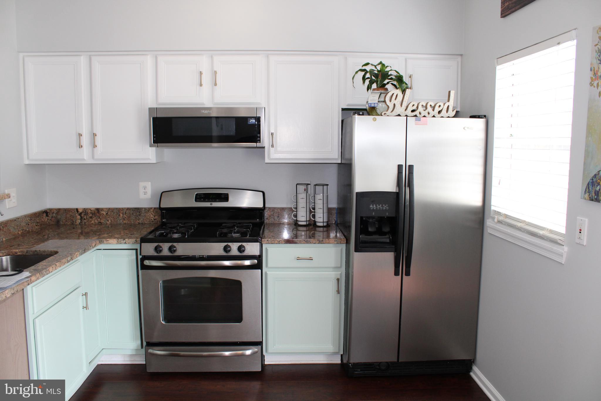 MONTCLAIR MEWS - Residential Lease