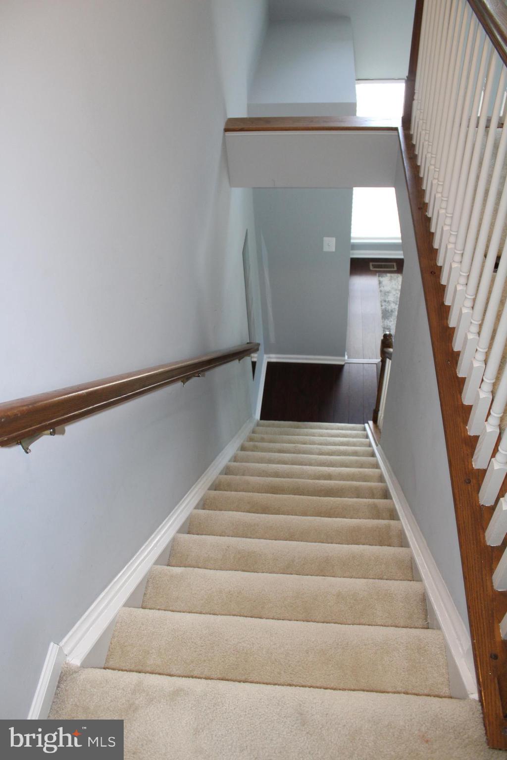 MONTCLAIR MEWS - Residential Lease