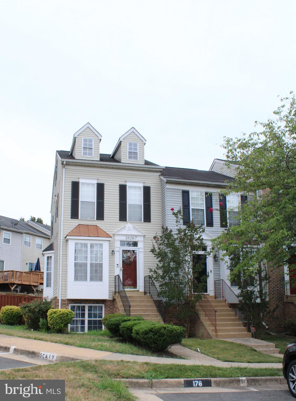 MONTCLAIR MEWS - Residential Lease